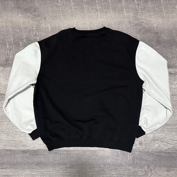 GDS University Iowa Hawkeyes Sweatshirt Womens M Black White Cotton Distressed - Picture 6 of 8